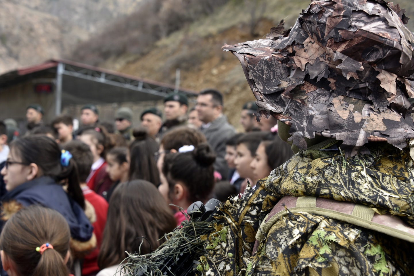 Asker ve polis abilerine mektup yazdılar, resim yaptılar 30
