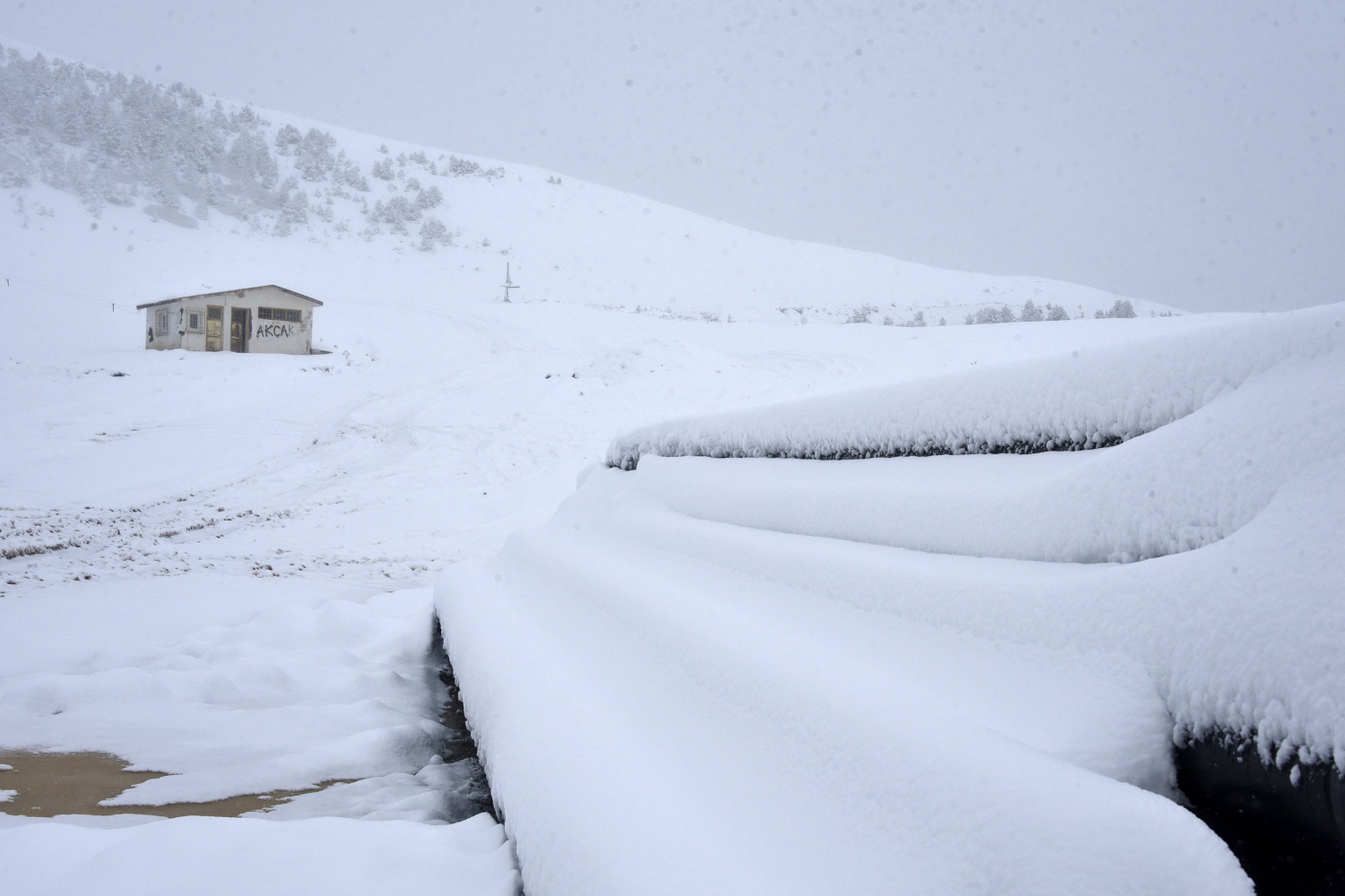 Kar var, pist var ama kayak yapılamıyor 10