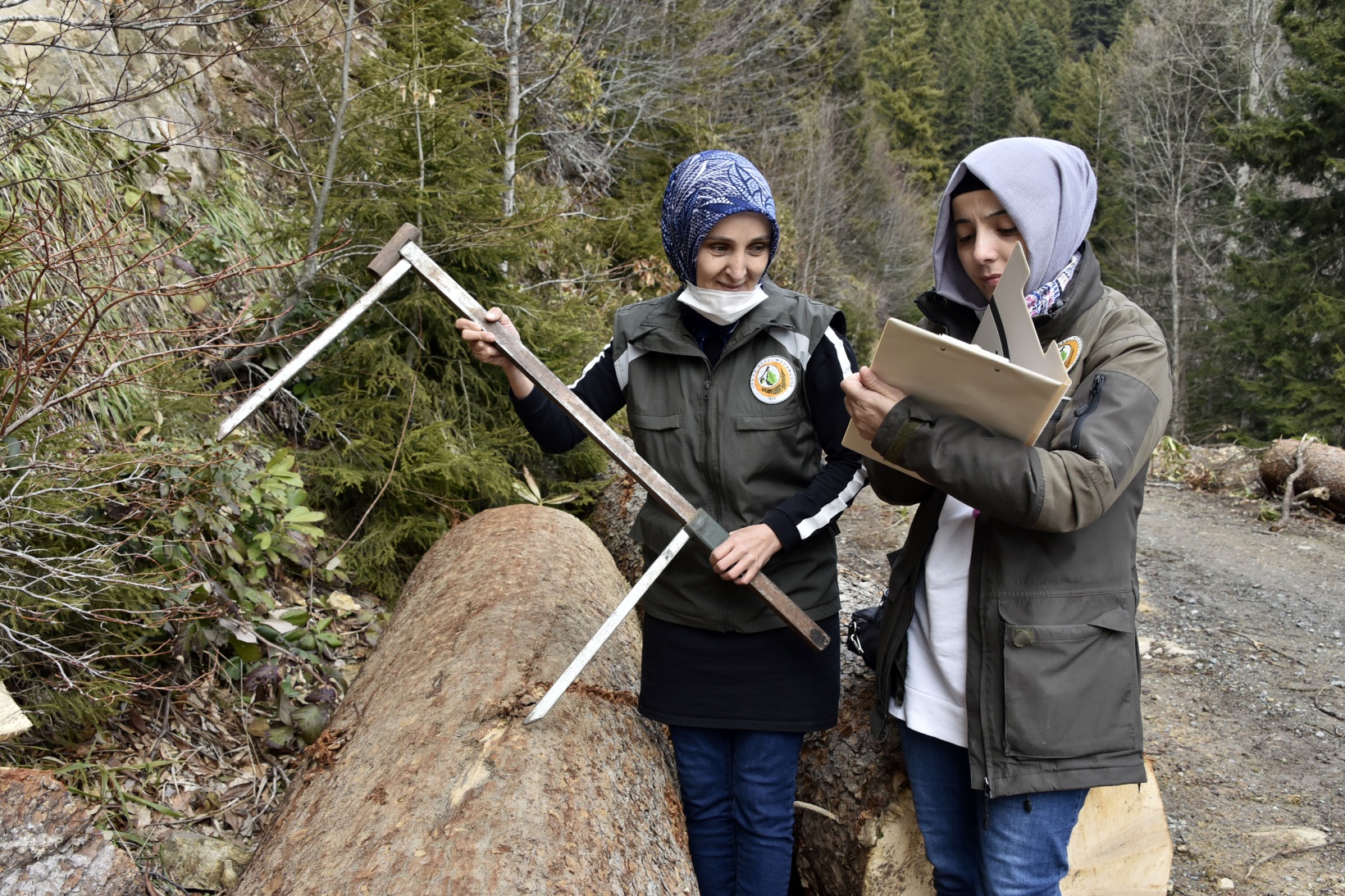 Ellerinin hamuruyla ormanları koruyorlar 9