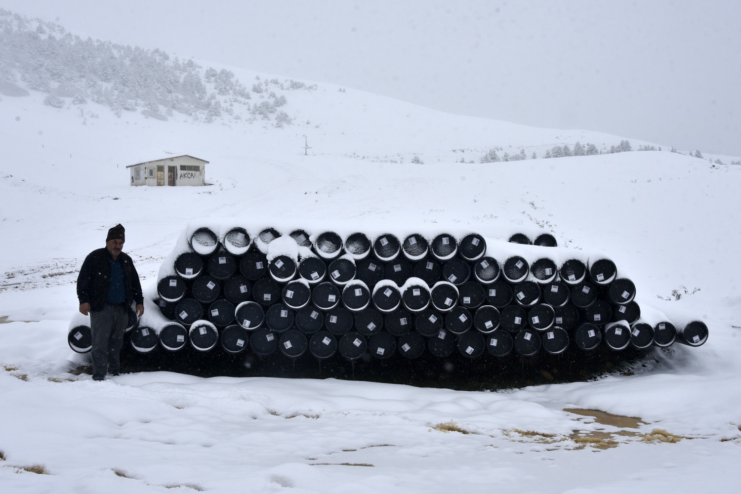 Kar var, pist var ama kayak yapılamıyor 15