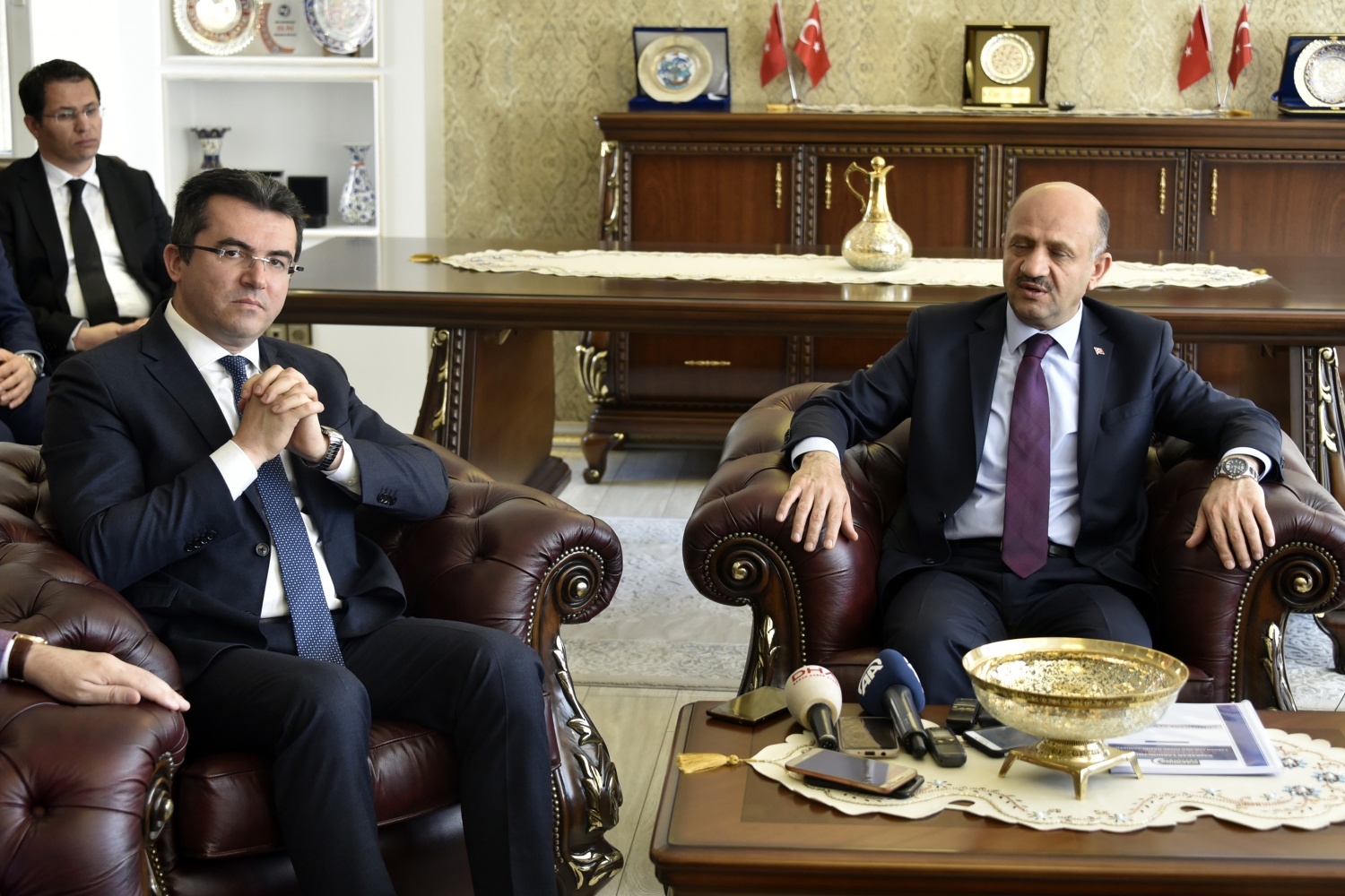 Başbakan Yardımcısı Fikri Işık Gümüşhane’de 40