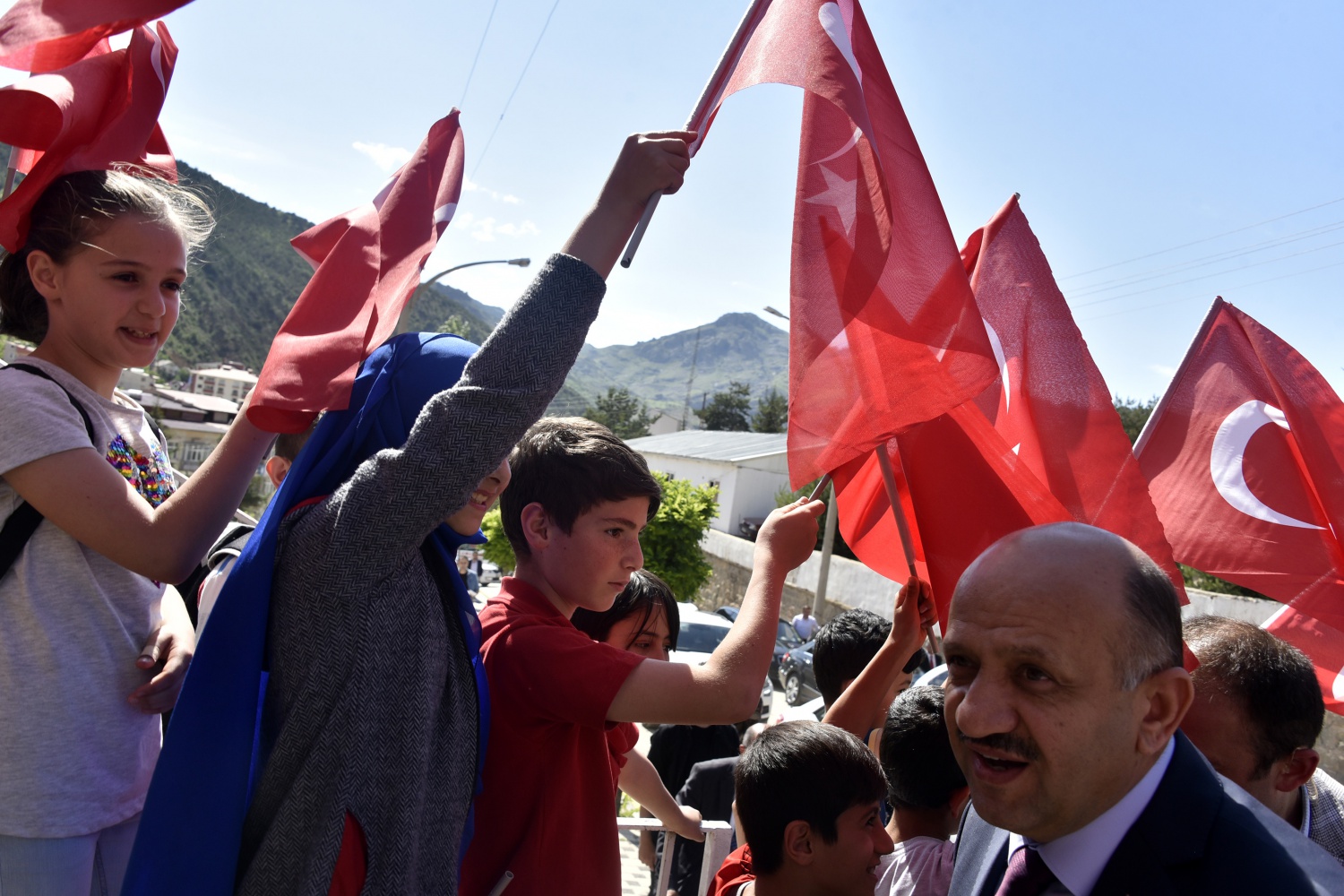 Başbakan Yardımcısı Fikri Işık Gümüşhane’de 45