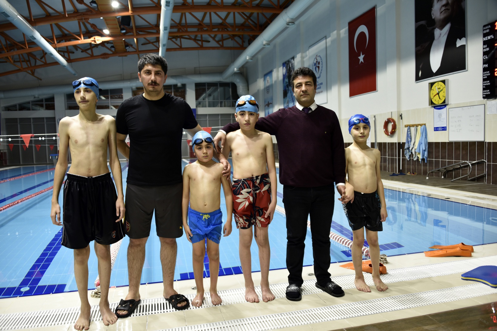 Yüzme ile ameliyattan kurtuldular 6