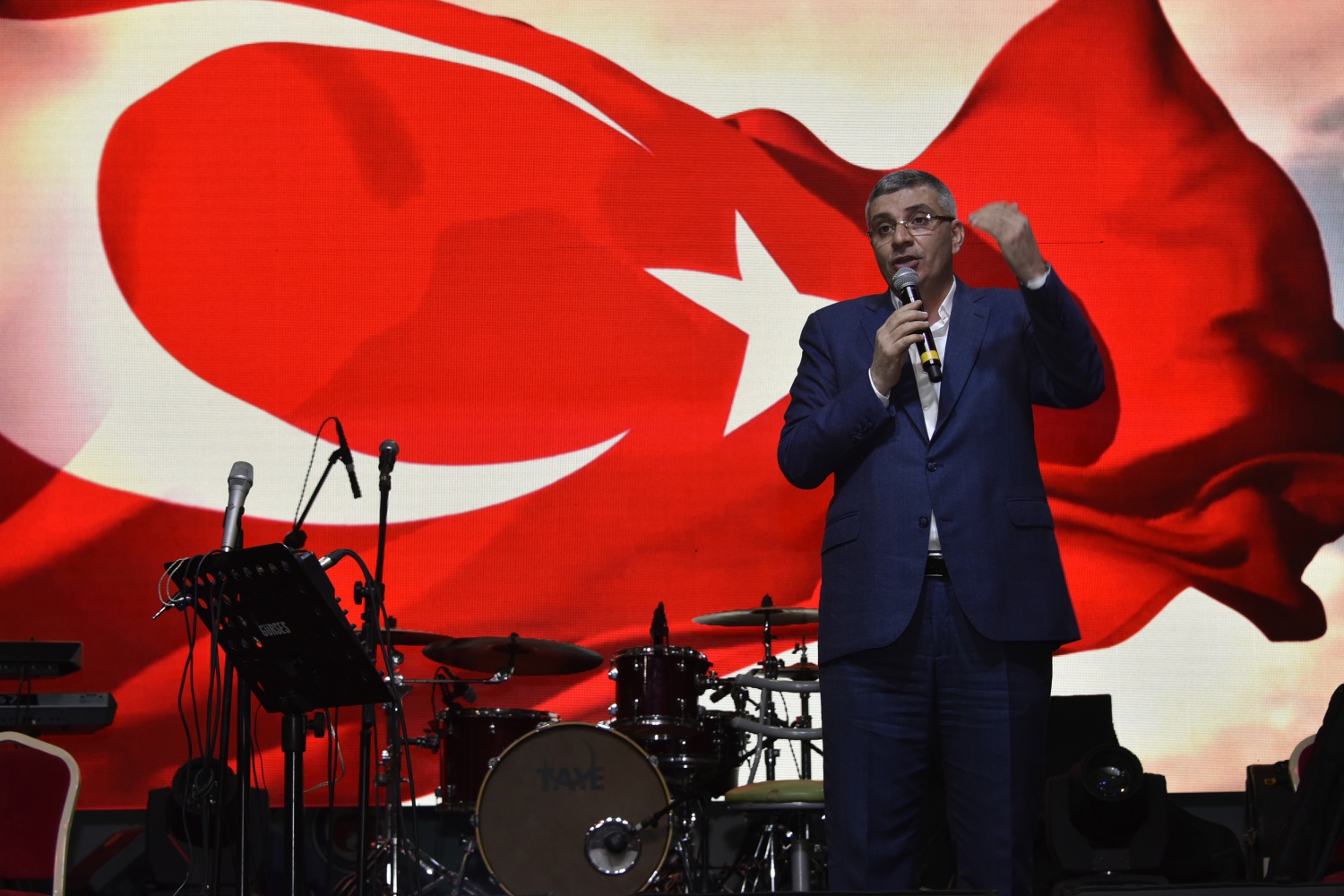 Uğur Işılak Gümüşhane’de sevenleriyle buluştu 22