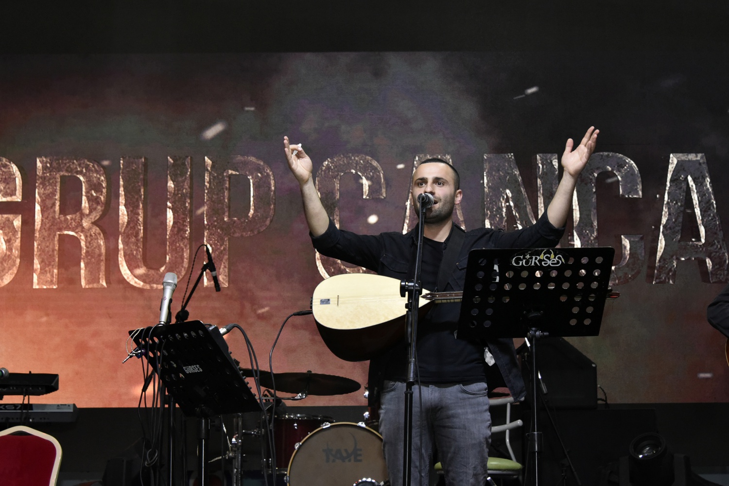 Uğur Işılak Gümüşhane’de sevenleriyle buluştu 26