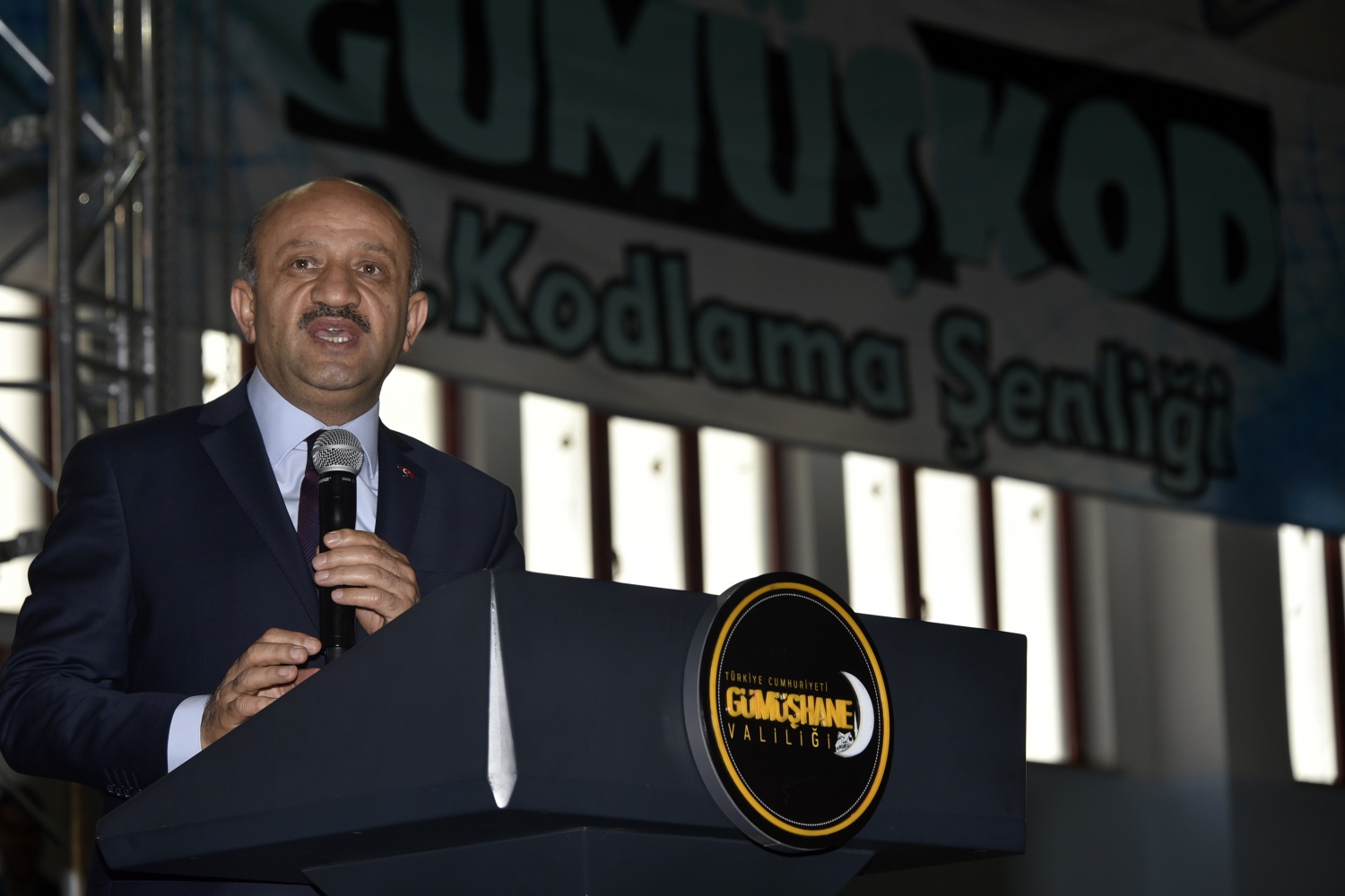 Başbakan Yardımcısı Fikri Işık Gümüşhane’de 52