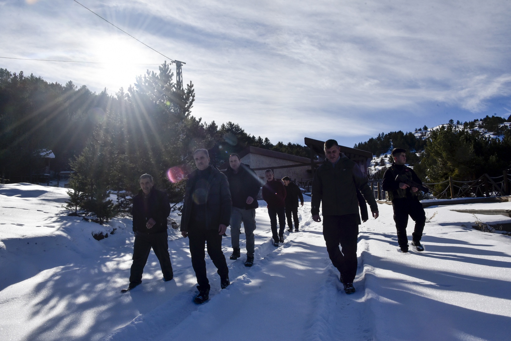 Vali Baruş, Gümüşhane’nin tarihi kalelerini inceledi 7