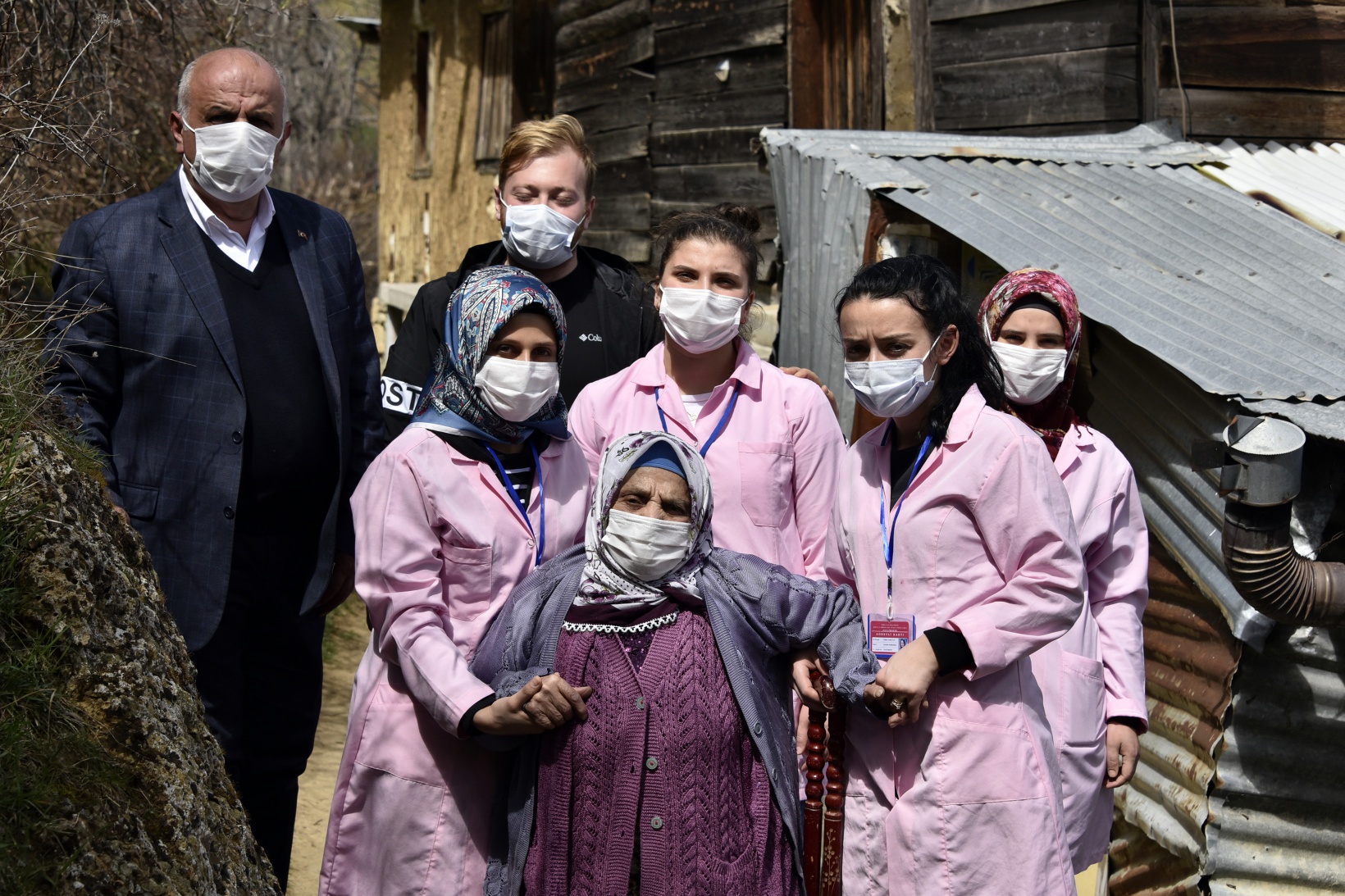 Torul'da yaşlılar artık çok mutlu 17