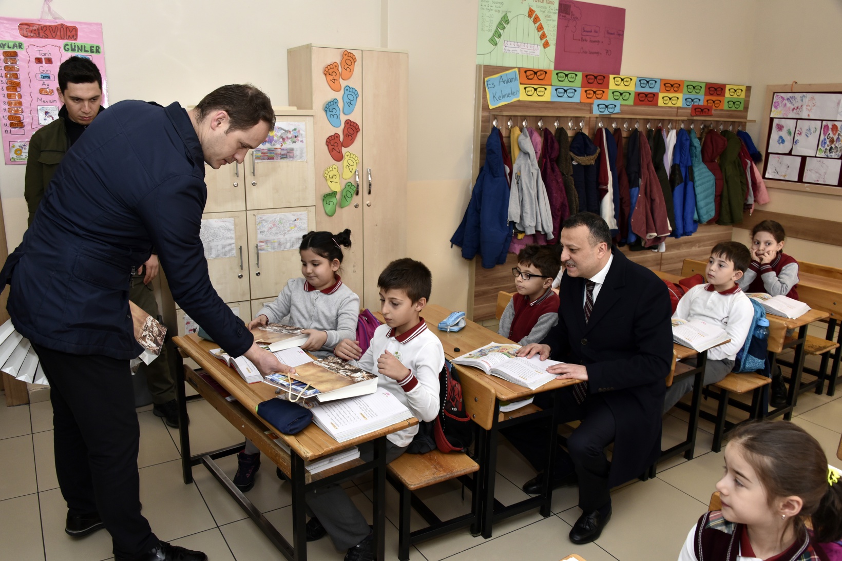 Vali Taşbilek’ten minik öğrencilere 'Ensar' teşekkürü 25