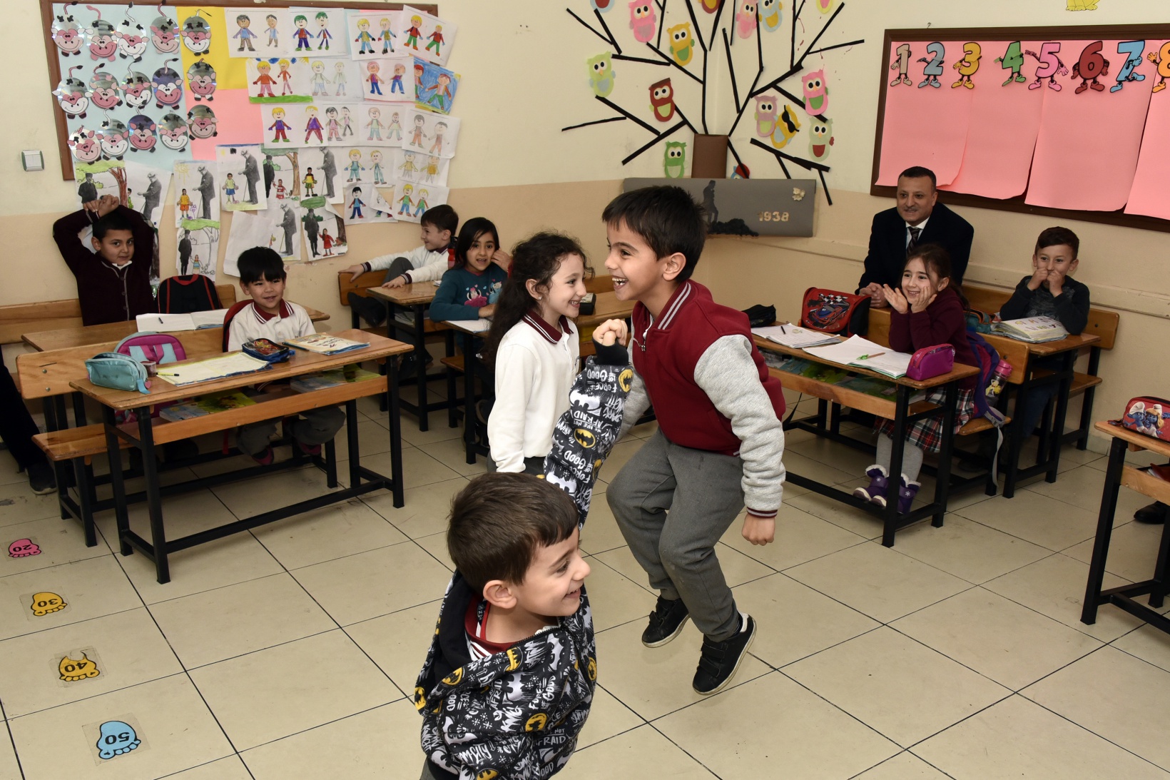 Vali Taşbilek’ten minik öğrencilere 'Ensar' teşekkürü 5