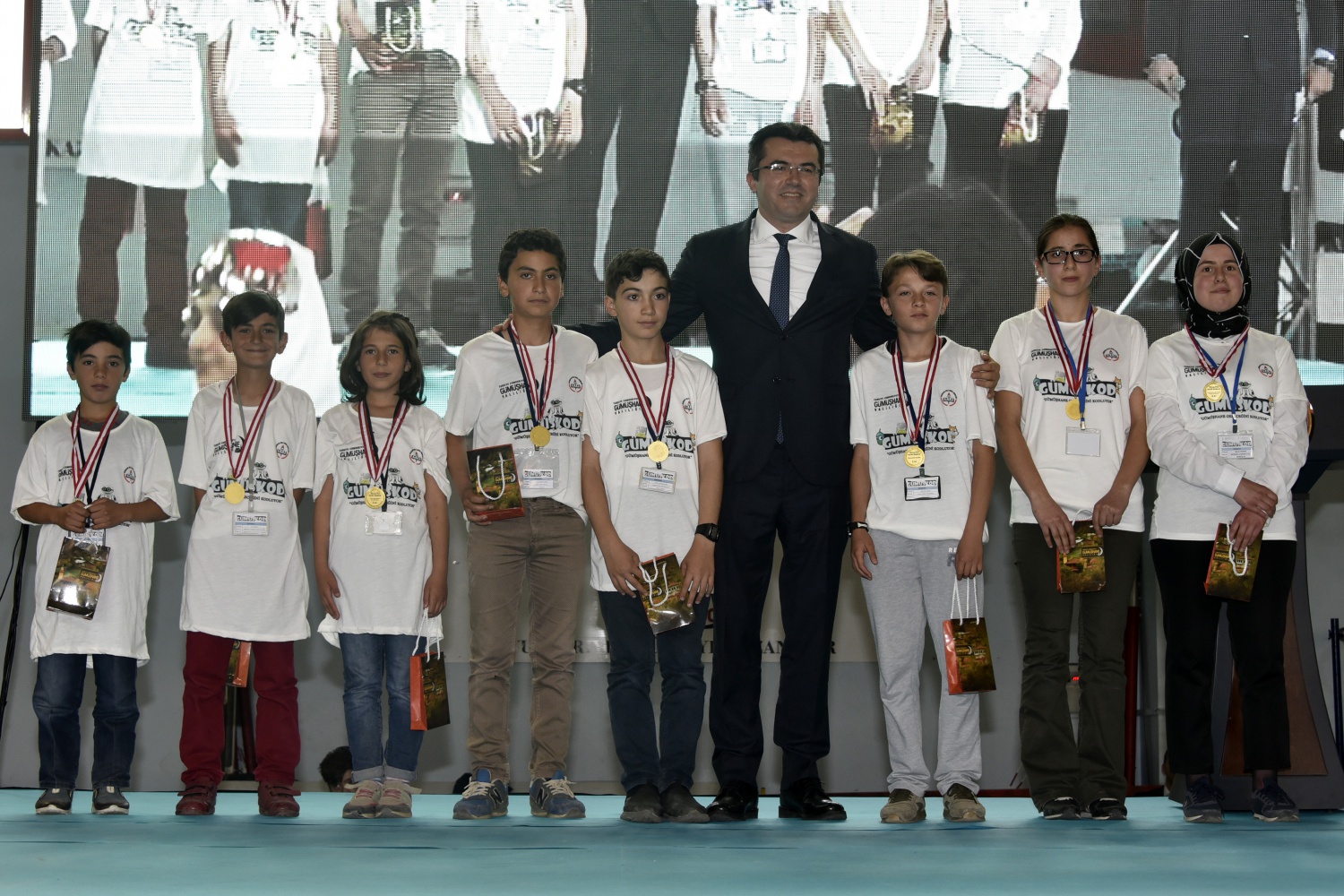 Başbakan Yardımcısı Fikri Işık Gümüşhane’de 69