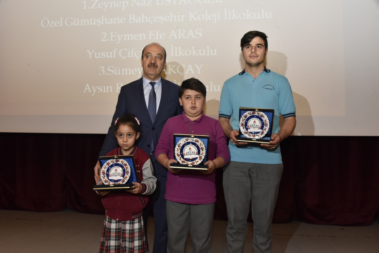 Gümüşhane’de 24 Kasım Öğretmenler Günü kutlandı 42