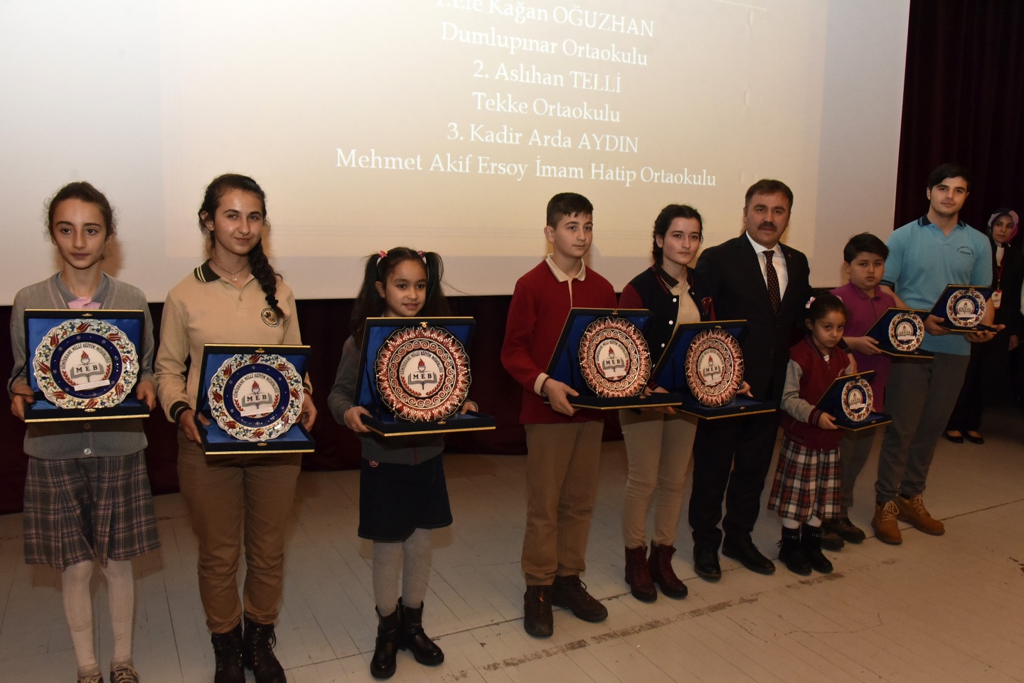 Gümüşhane’de 24 Kasım Öğretmenler Günü kutlandı 46