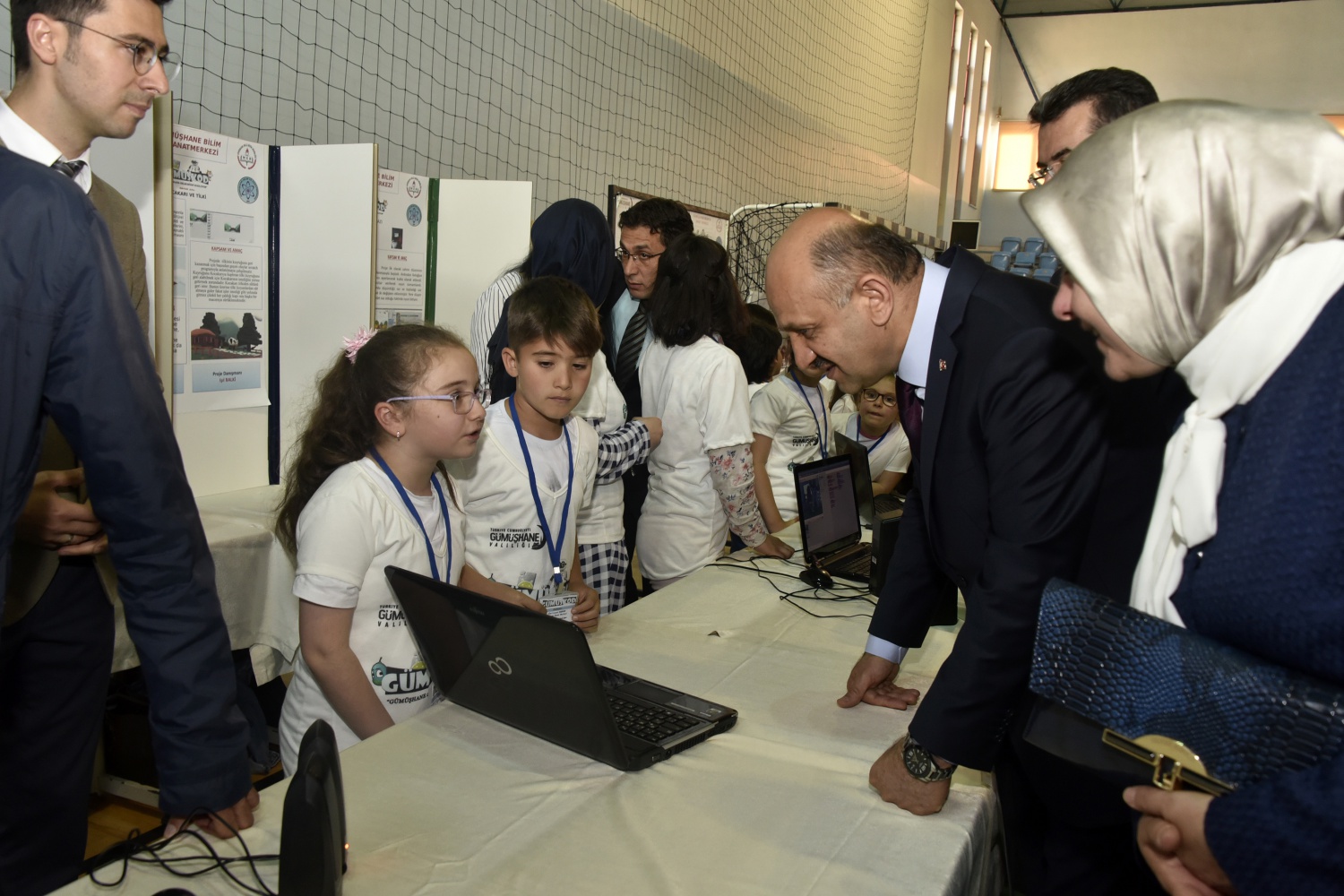 Başbakan Yardımcısı Fikri Işık Gümüşhane’de 72