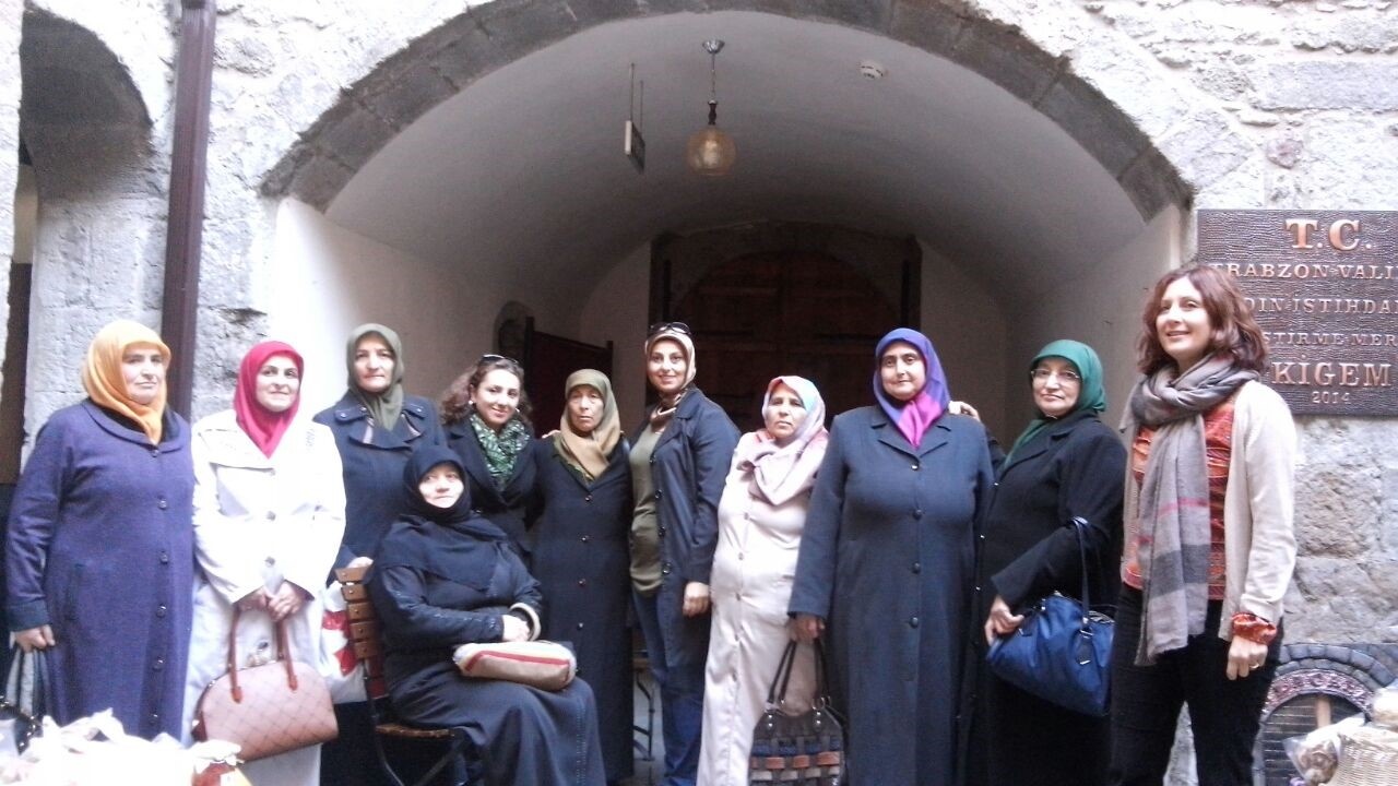 Köse Belediyesinden kadın çalışanlarına jest 1