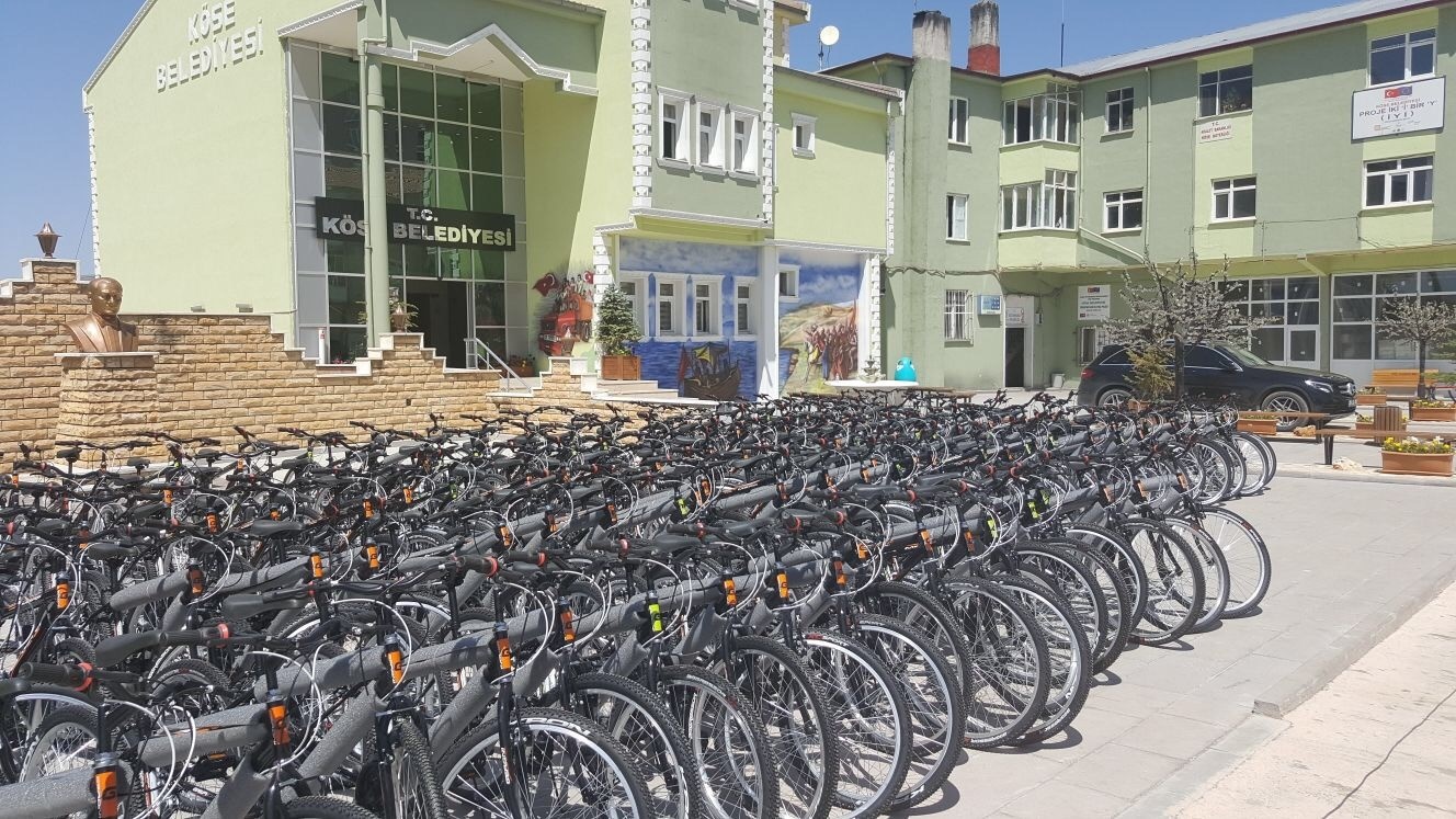 Köse Belediyesinden öğrencilere jest 2