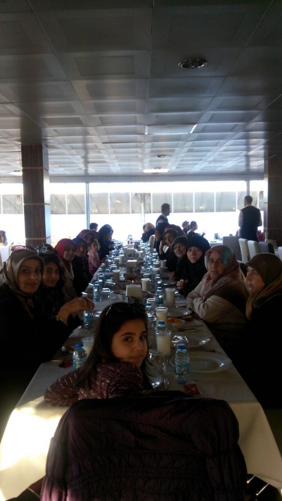 Köse Belediyesinden kadın çalışanlarına jest 3