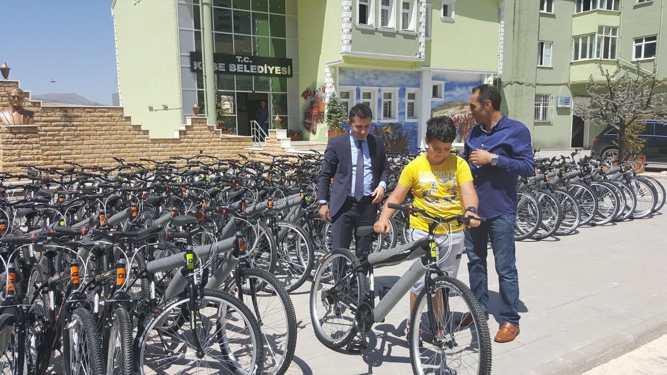 Köse Belediyesinden öğrencilere jest 3