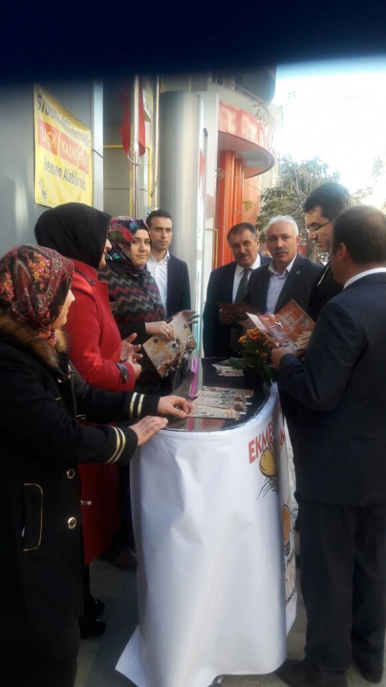 AK kadınlardan ekmek kampanyası 4