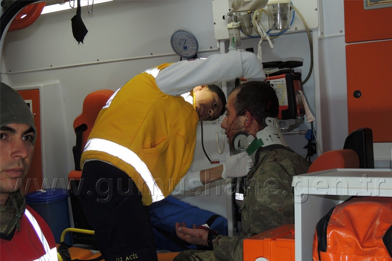 Cezaevi Aracı Ağrı'da Kaza Yaptı: 19 Yaralı 2