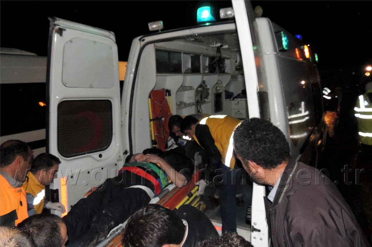 Cezaevi Aracı Ağrı'da Kaza Yaptı: 19 Yaralı 4