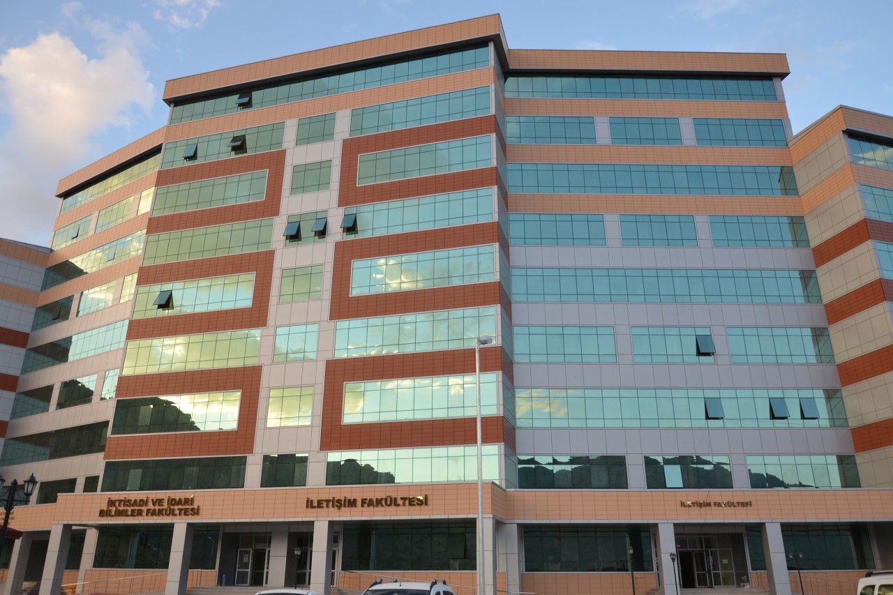 GÜ İletişim Fakültesi Finalde 2