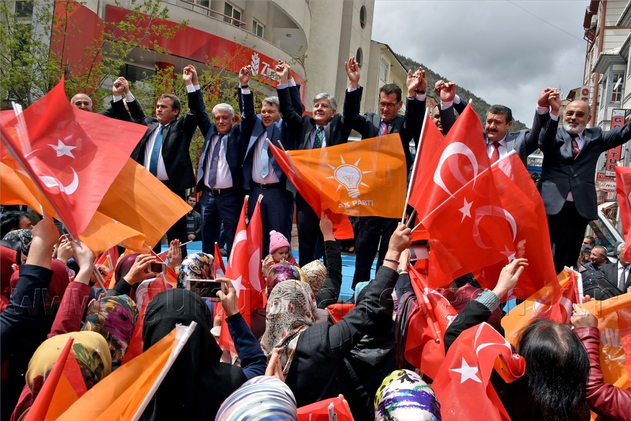 AK Parti Gümüşhane’de adaylarını tanıttı 8
