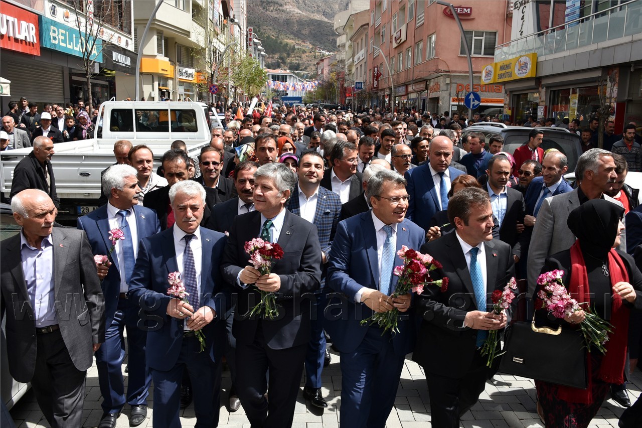 AK Parti Gümüşhane’de adaylarını tanıttı 16