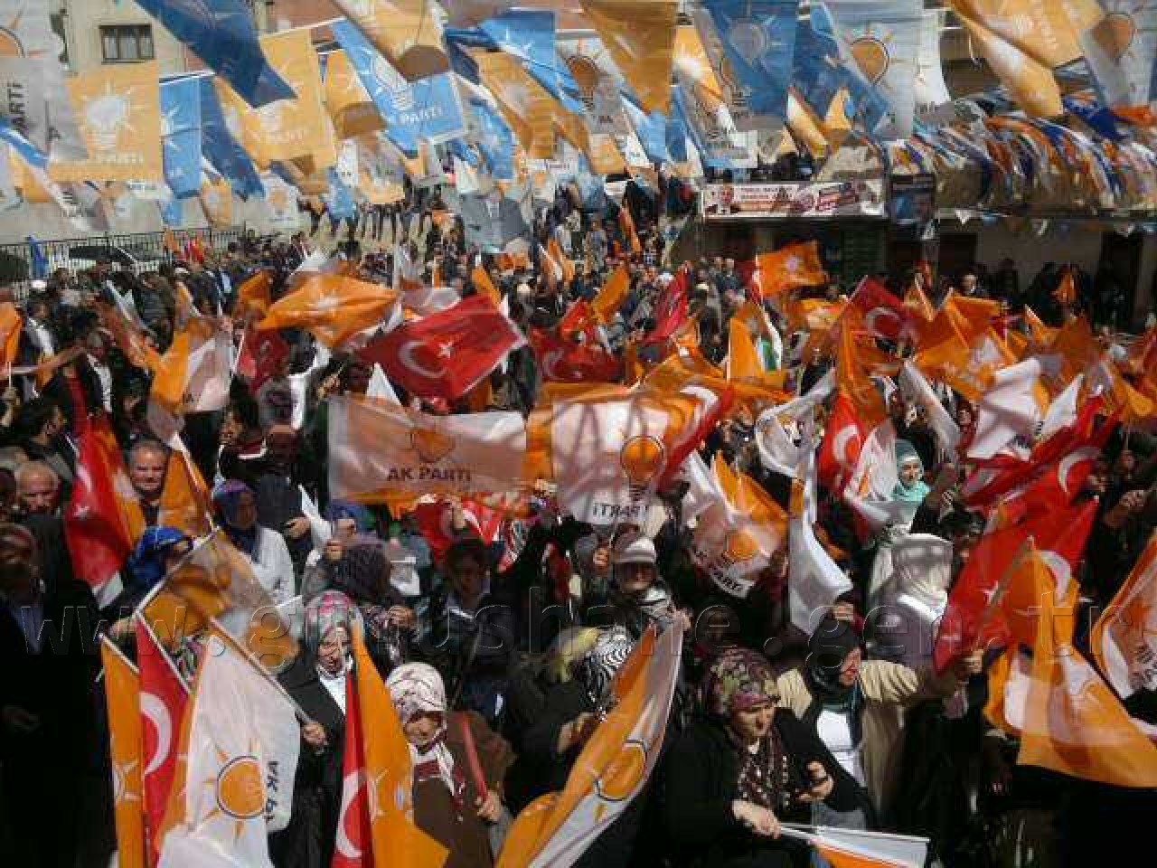 AK Parti'den Torul'da Coşkulu Miting 1