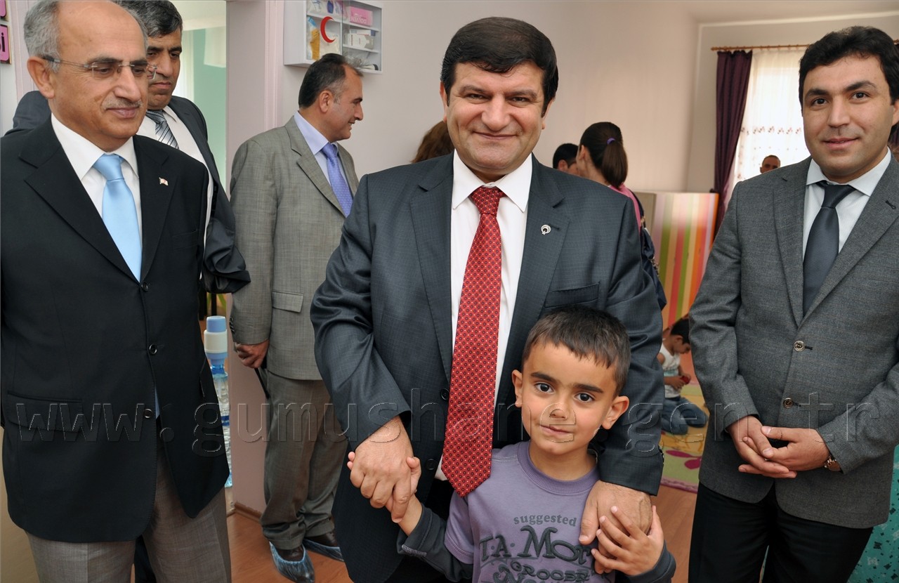 Okullar Miniklerle Açıldı 10