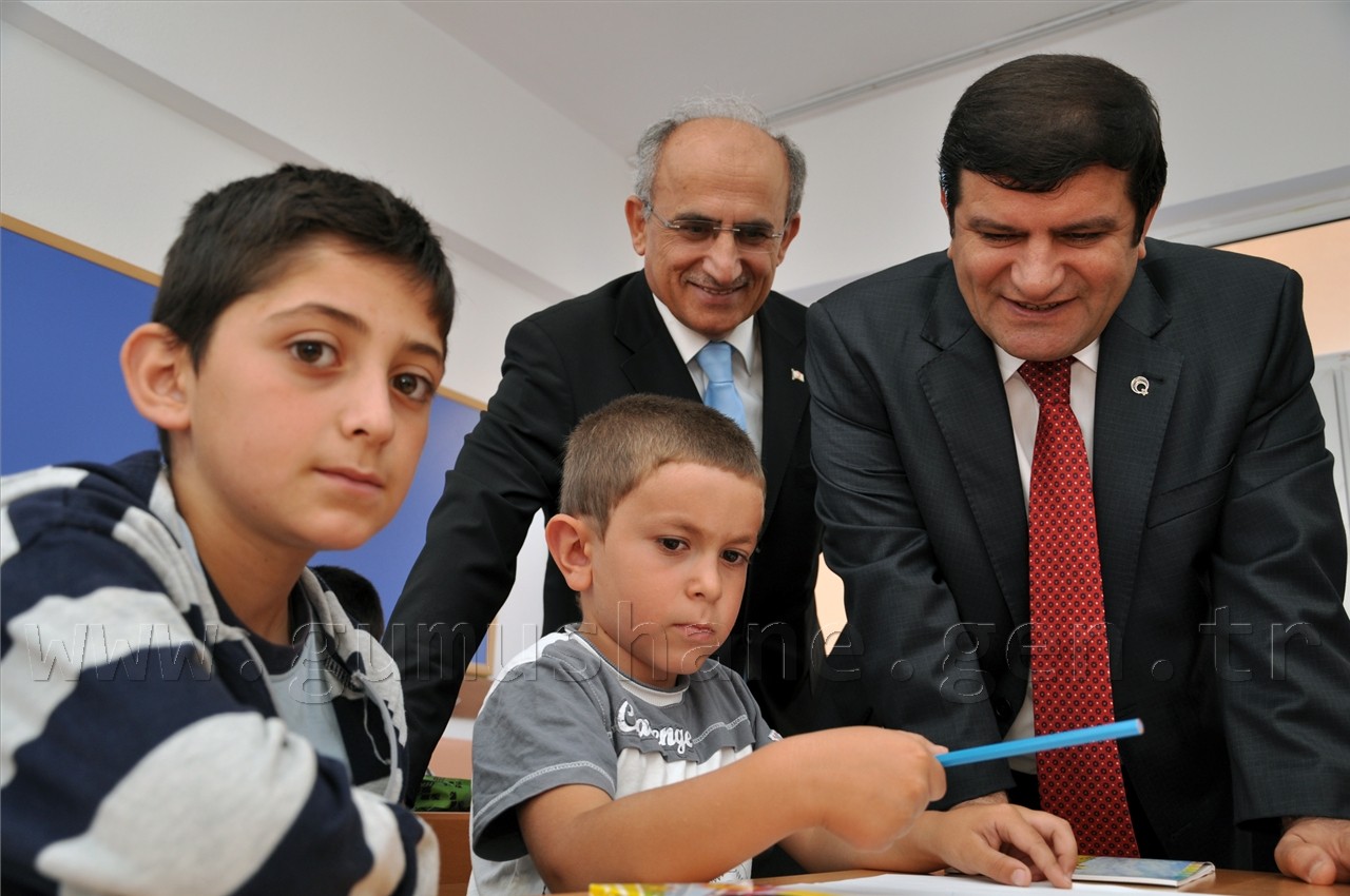 Okullar Miniklerle Açıldı 5