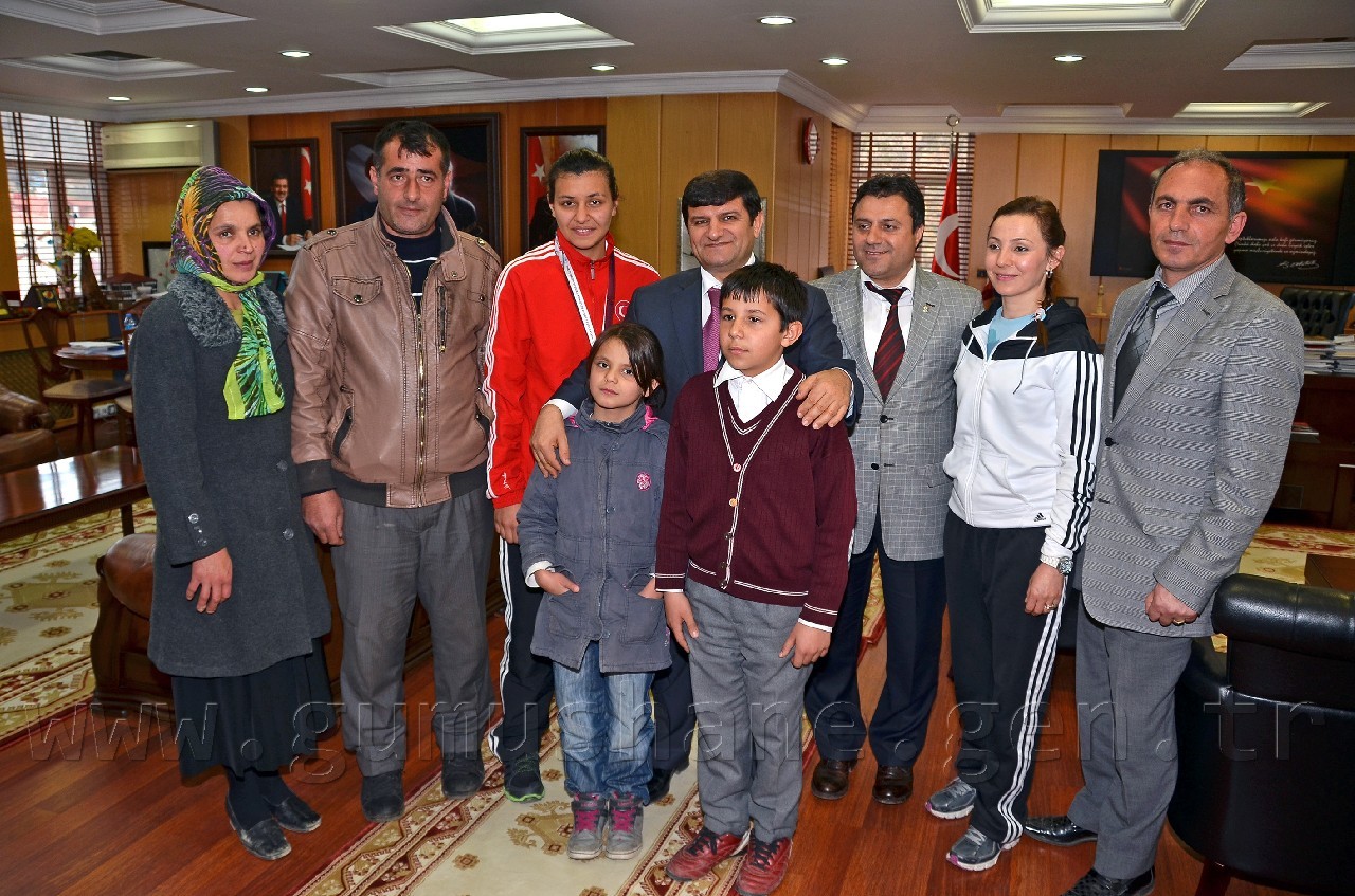 Avrupa İkincisi Sporcuya Vali Mayda'dan Altın 1