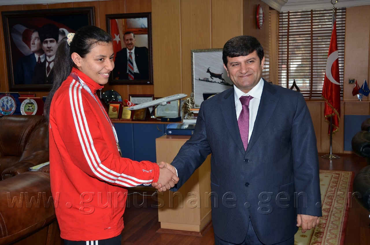 Avrupa İkincisi Sporcuya Vali Mayda'dan Altın 3