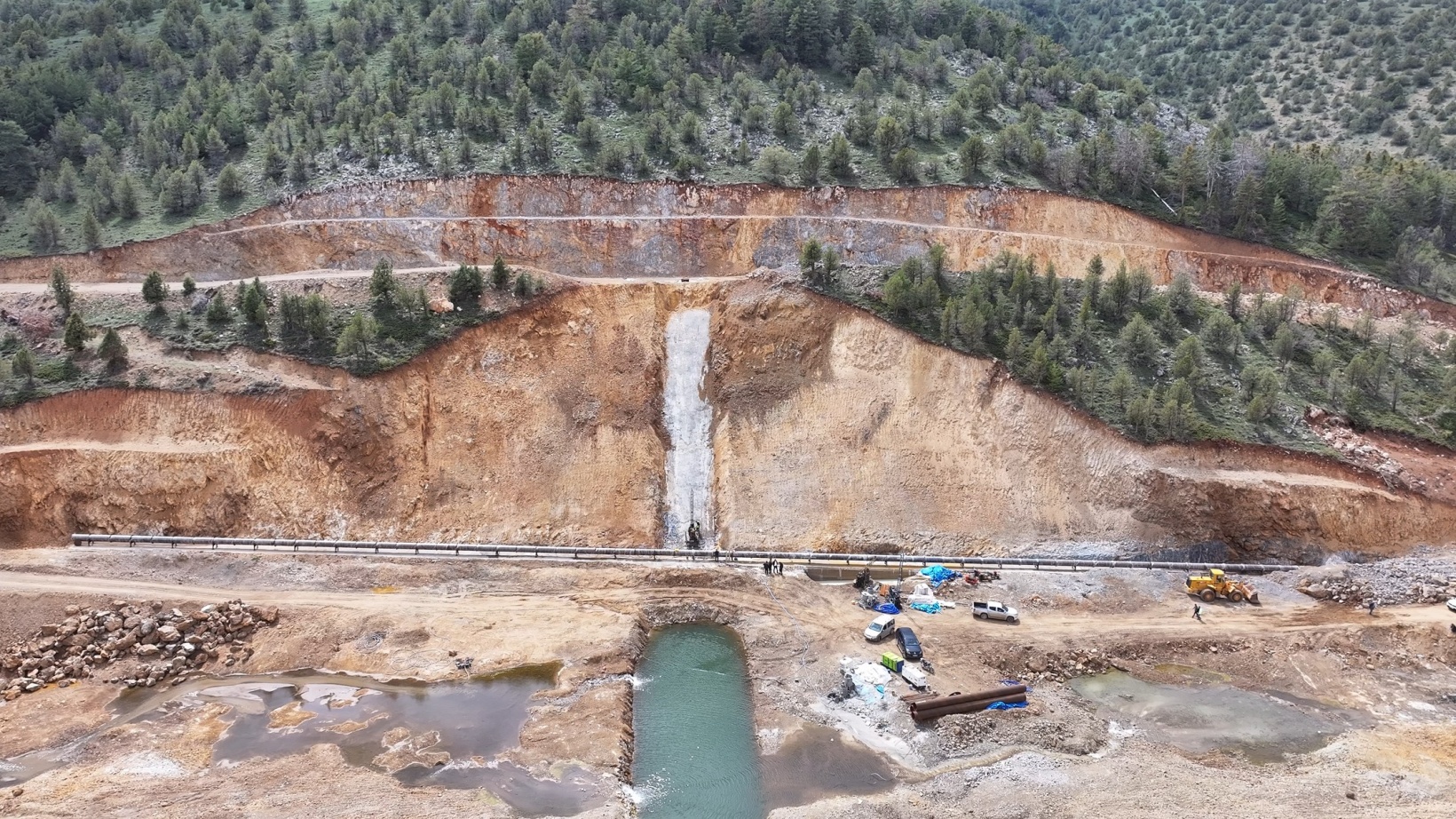 Aşut Göleti’nde çalışmalar devam ediyor 4