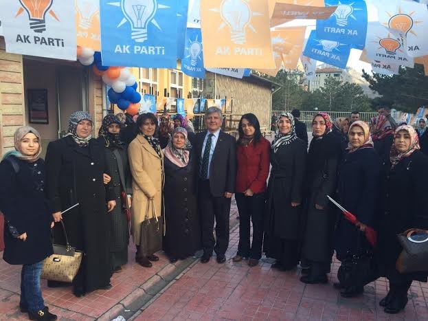 Aydın ailesi aile boyu AK davaya hizmet ediyor 4