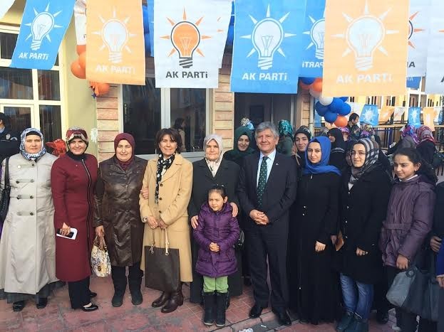 Aydın ailesi aile boyu AK davaya hizmet ediyor 5