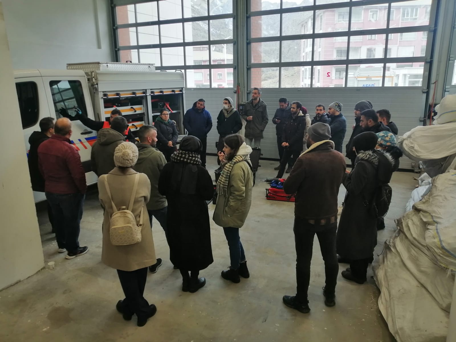 Gönüllü eğitimcilere hafif arama kurtarma eğitimi verildi 6