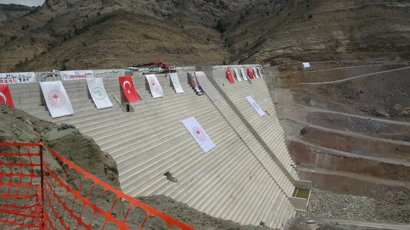 Bahçecik Barajı’nda su tutma töreni gerçekleştirildi 13