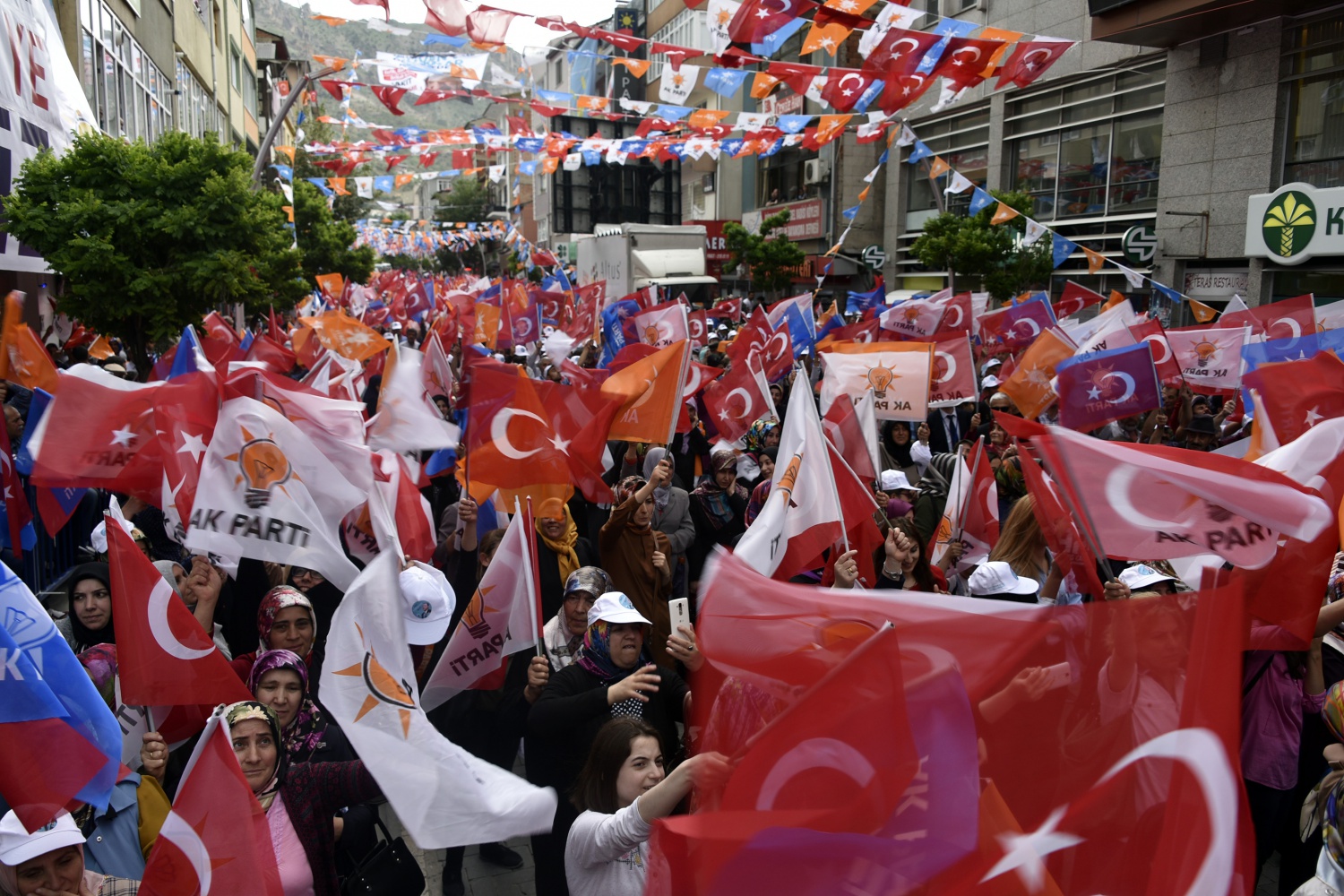 Başbakan Binali Yıldırım Gümüşhane’de 2