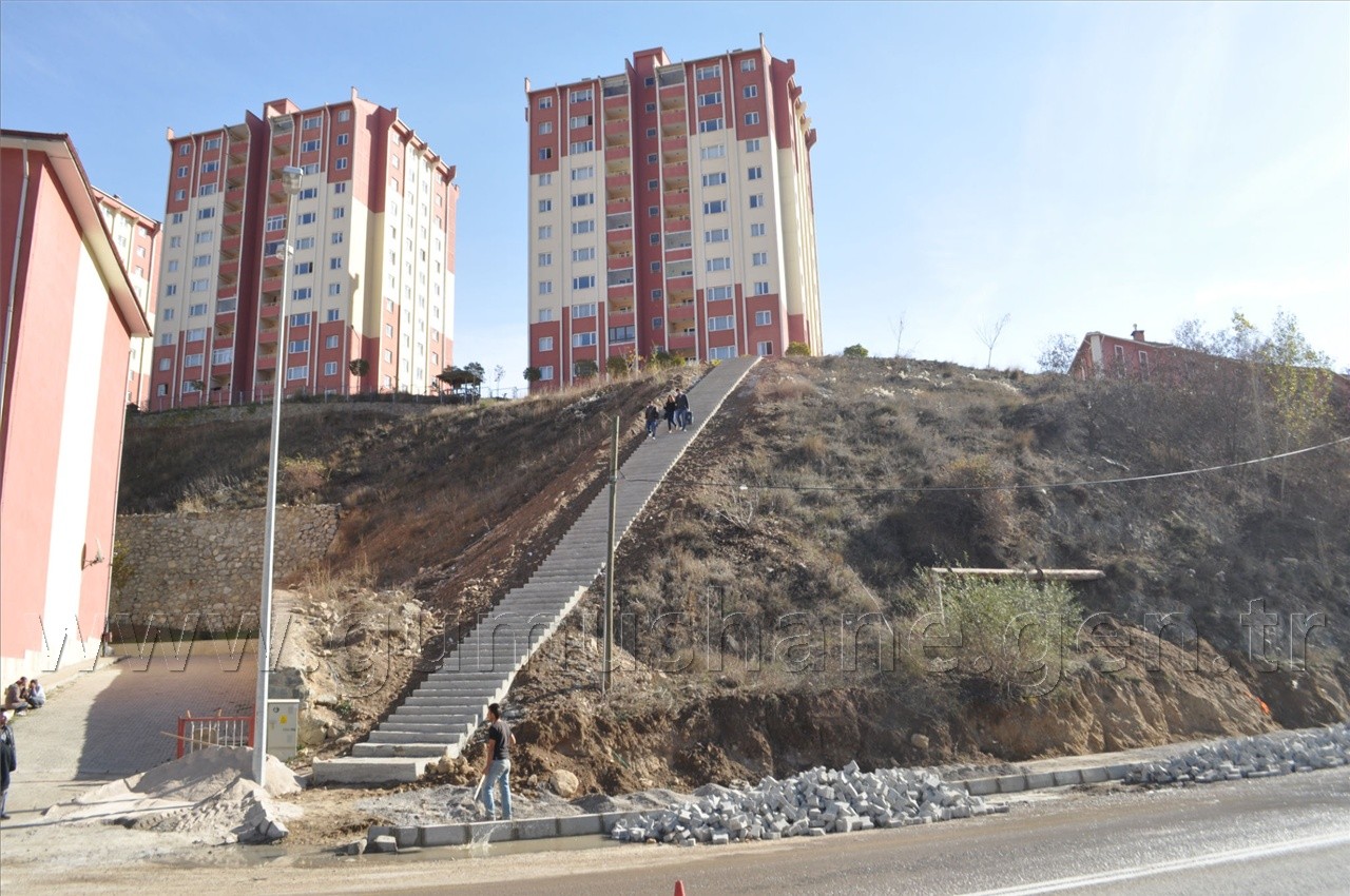 TOKİ'ye Merdiven Yapıldı 1