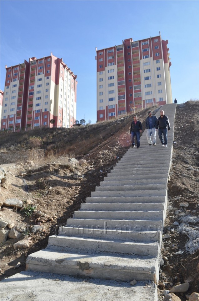TOKİ'ye Merdiven Yapıldı 3