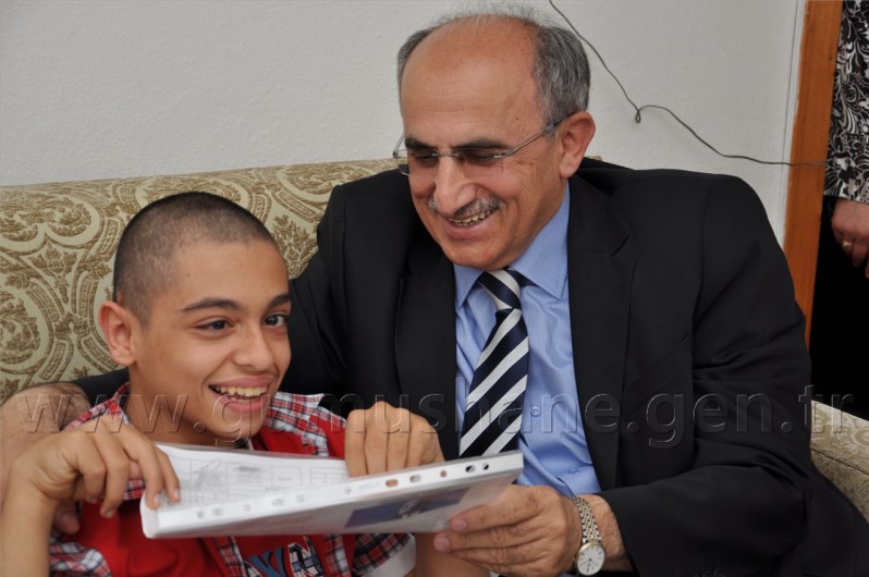 Engelli Öğrenciye Karnesi Evinde Verildi 2