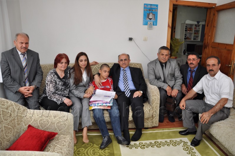 Engelli Öğrenciye Karnesi Evinde Verildi 6