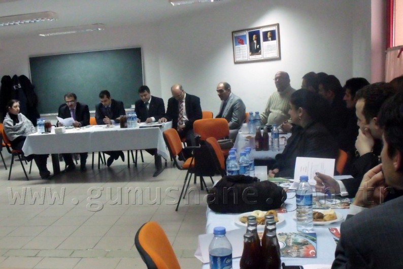 Gümüşhane'de Gençliğin Sorunları Masaya Yatırıldı 5