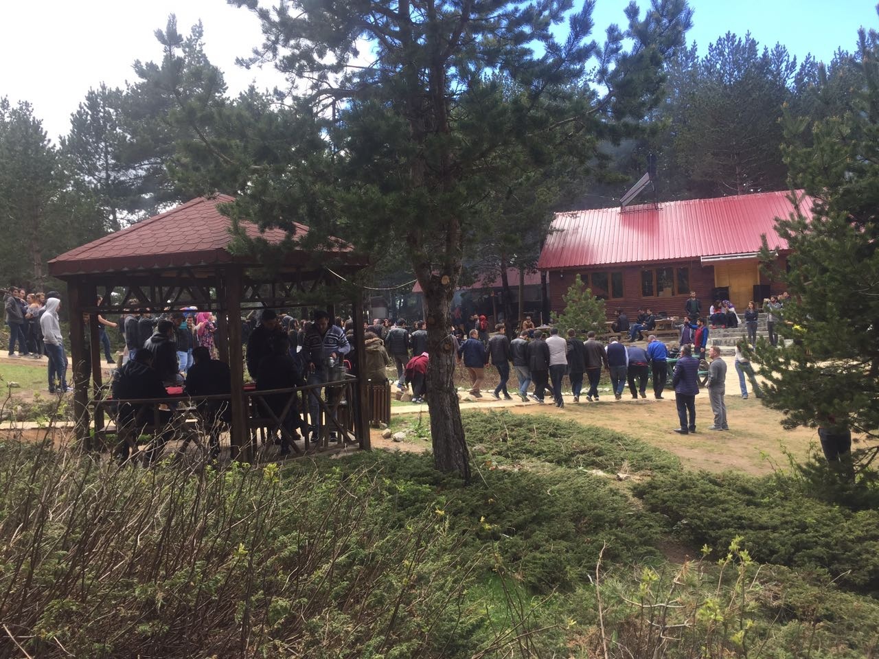 Üniversite öğrencileri önce Tomara sonra Limni Gölünde coştu 21