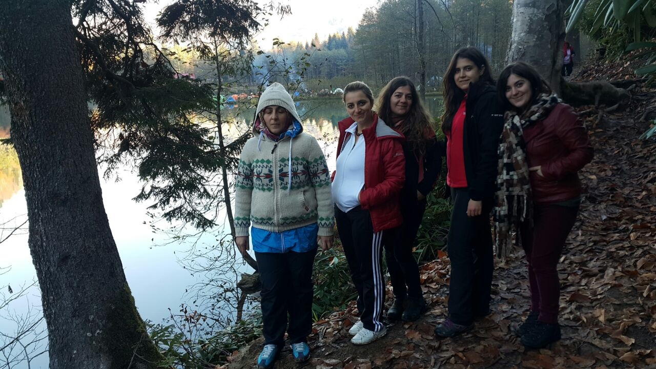 Gümüşhaneli dağcılar Karagöl'de 12