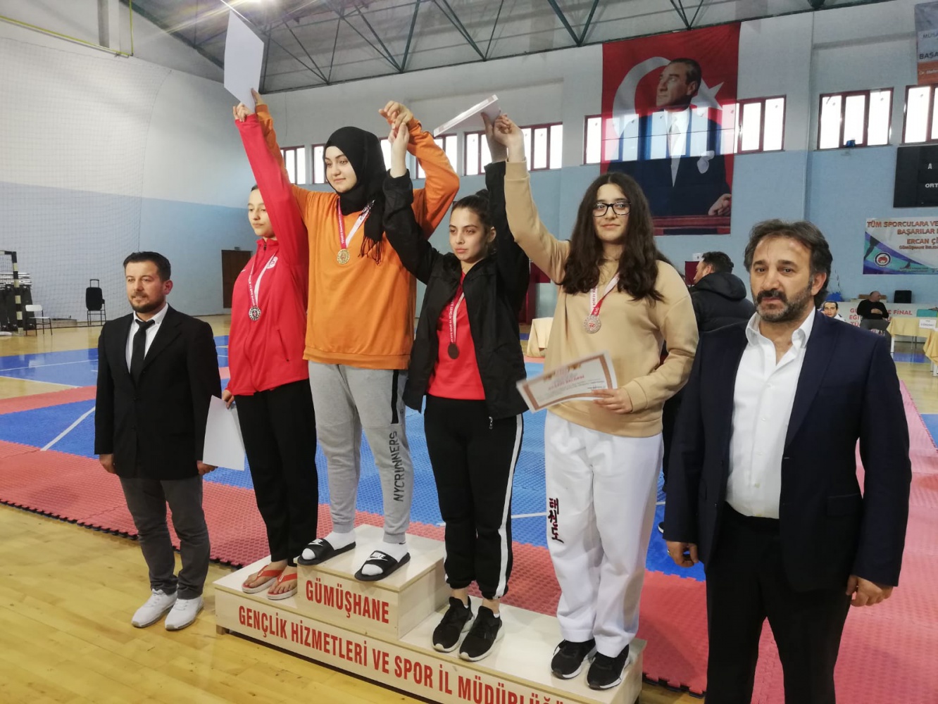 Taekwondo grup müsabakaları tamamlandı 16