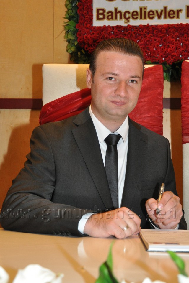 Başhekim Ölü Bulundu 17