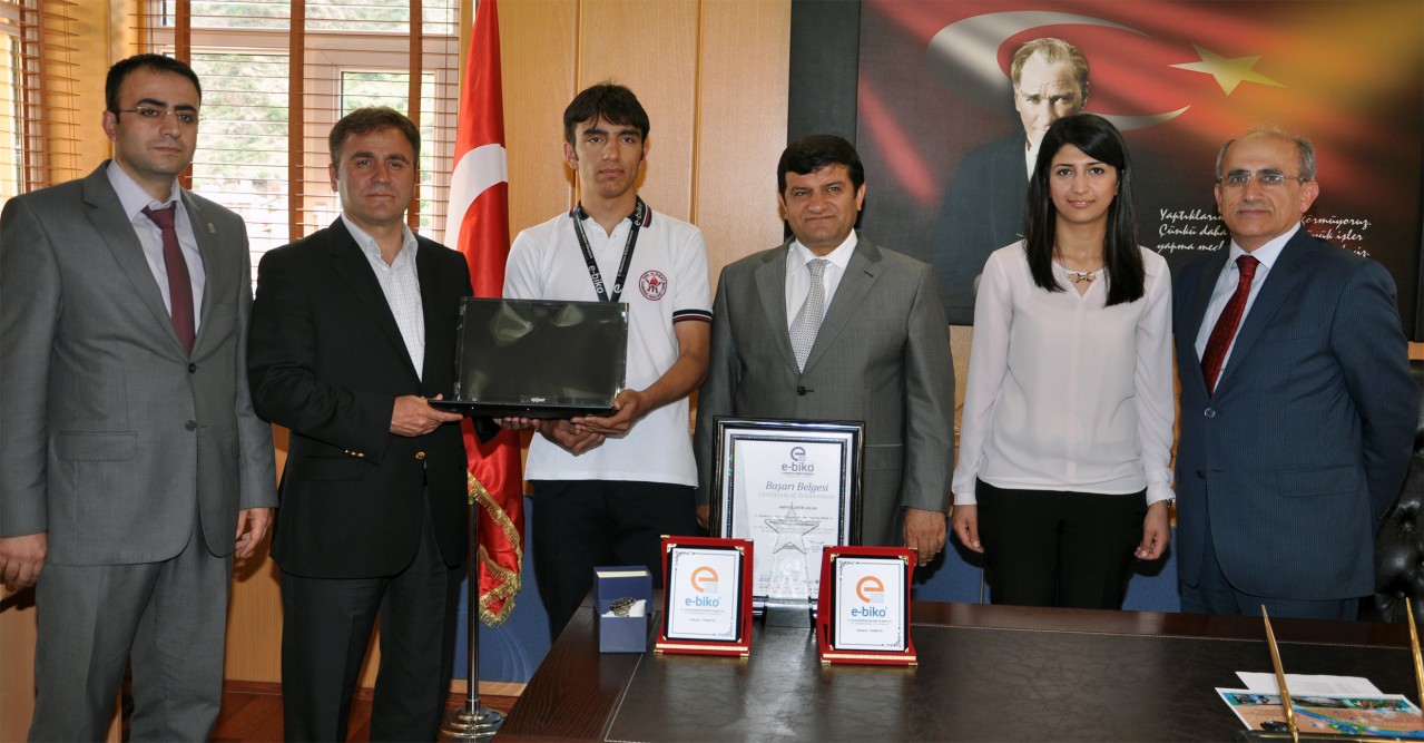 Efsanevi Taşlar Birinci Oldu 1