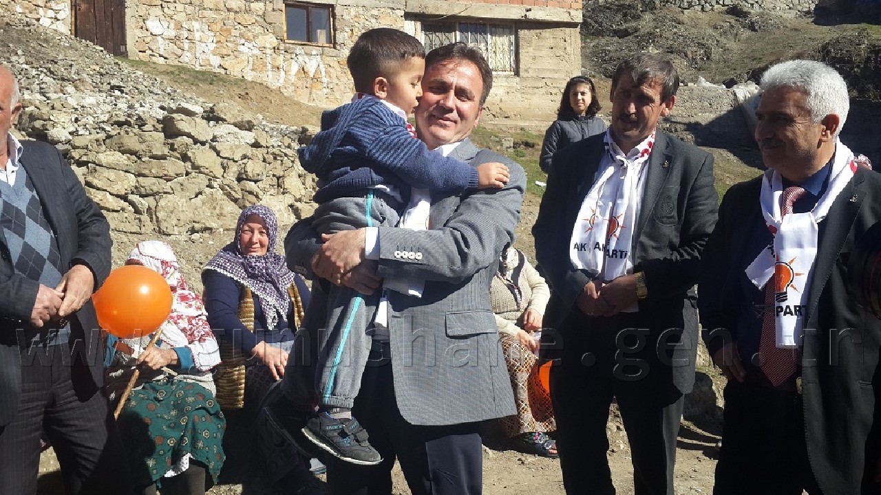 Çimen: Gönlü Aşk İle Dolu Olanın Şehri Gülistan Olur 1